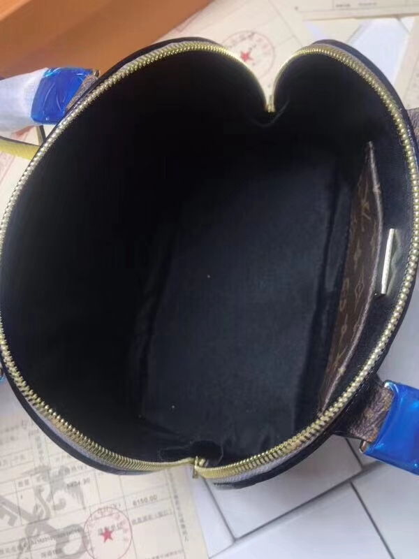 ルイヴィトンバッグ角部分ディテール